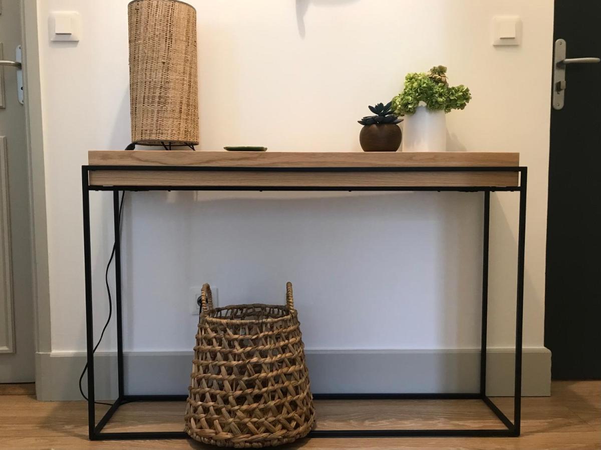 Nimes , Appartement Renove Dans Immeuble Classe. Exterior foto