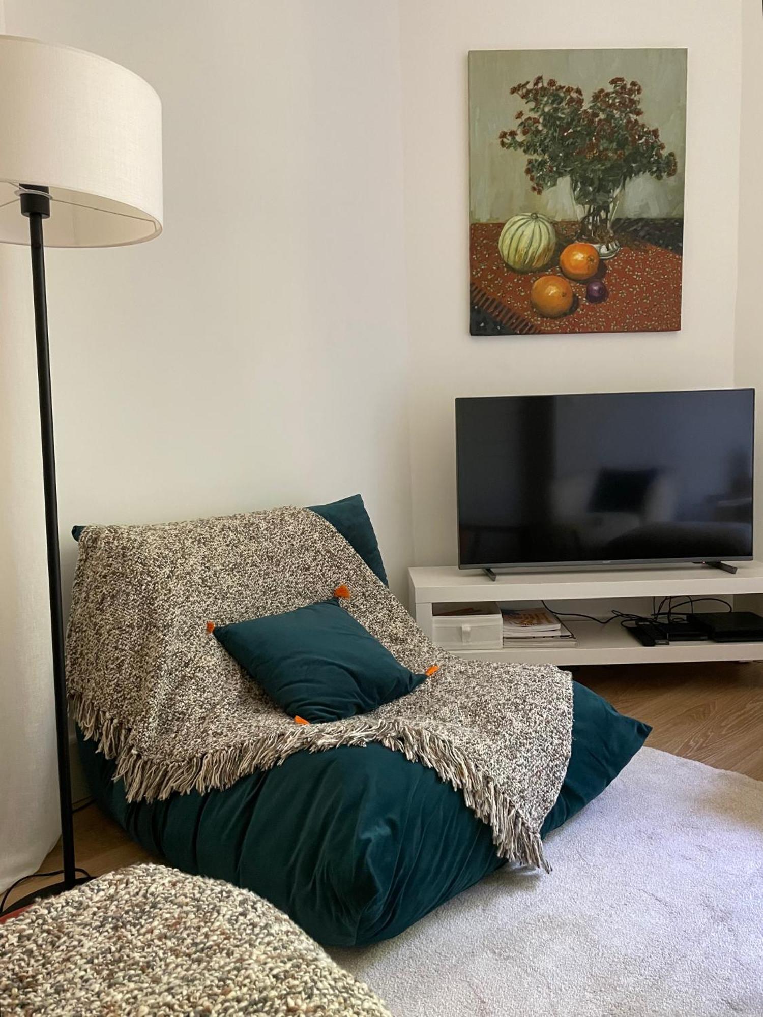 Nimes , Appartement Renove Dans Immeuble Classe. Exterior foto